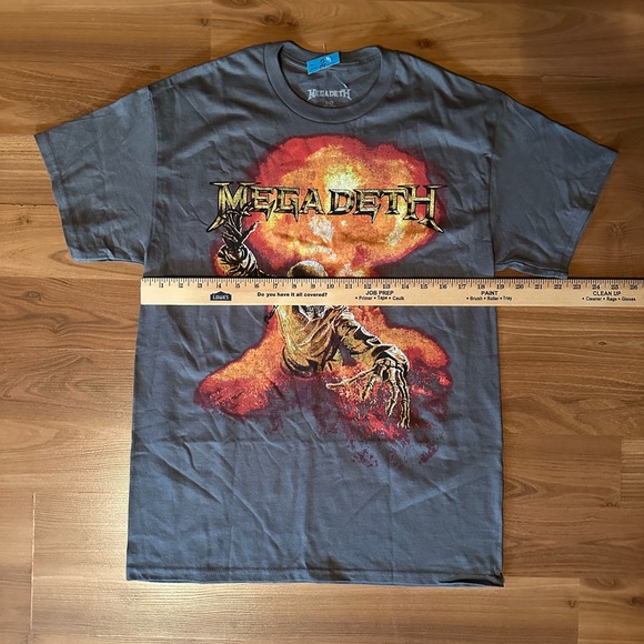 Hot Topic Megadeth Rattlehead Graphic Tee - Picture 5 of 7